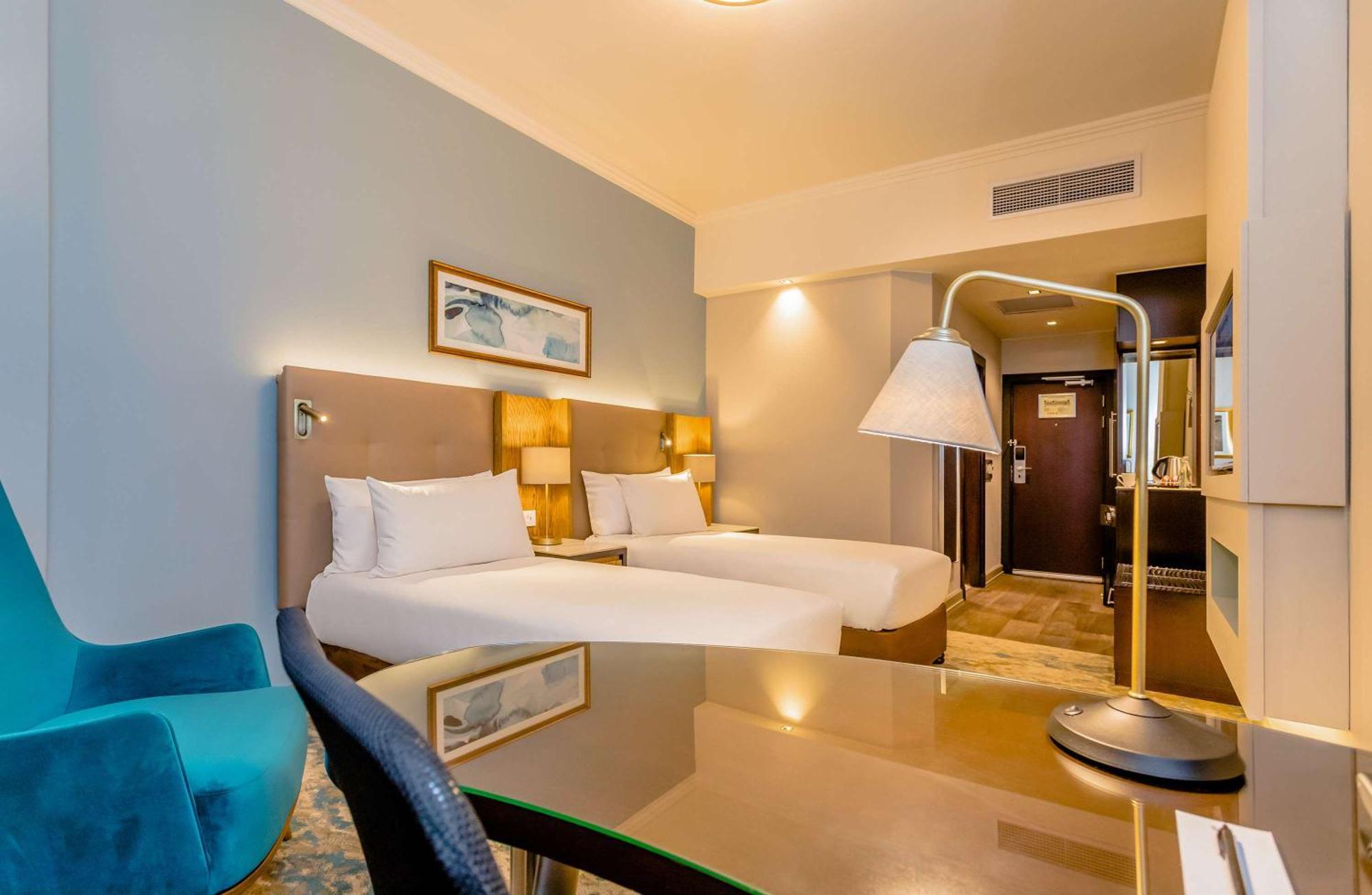 Southern Sun Sandton Joanesburgo Exterior foto